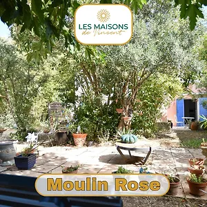 Moulin Rose, Parking - Jardin Arles